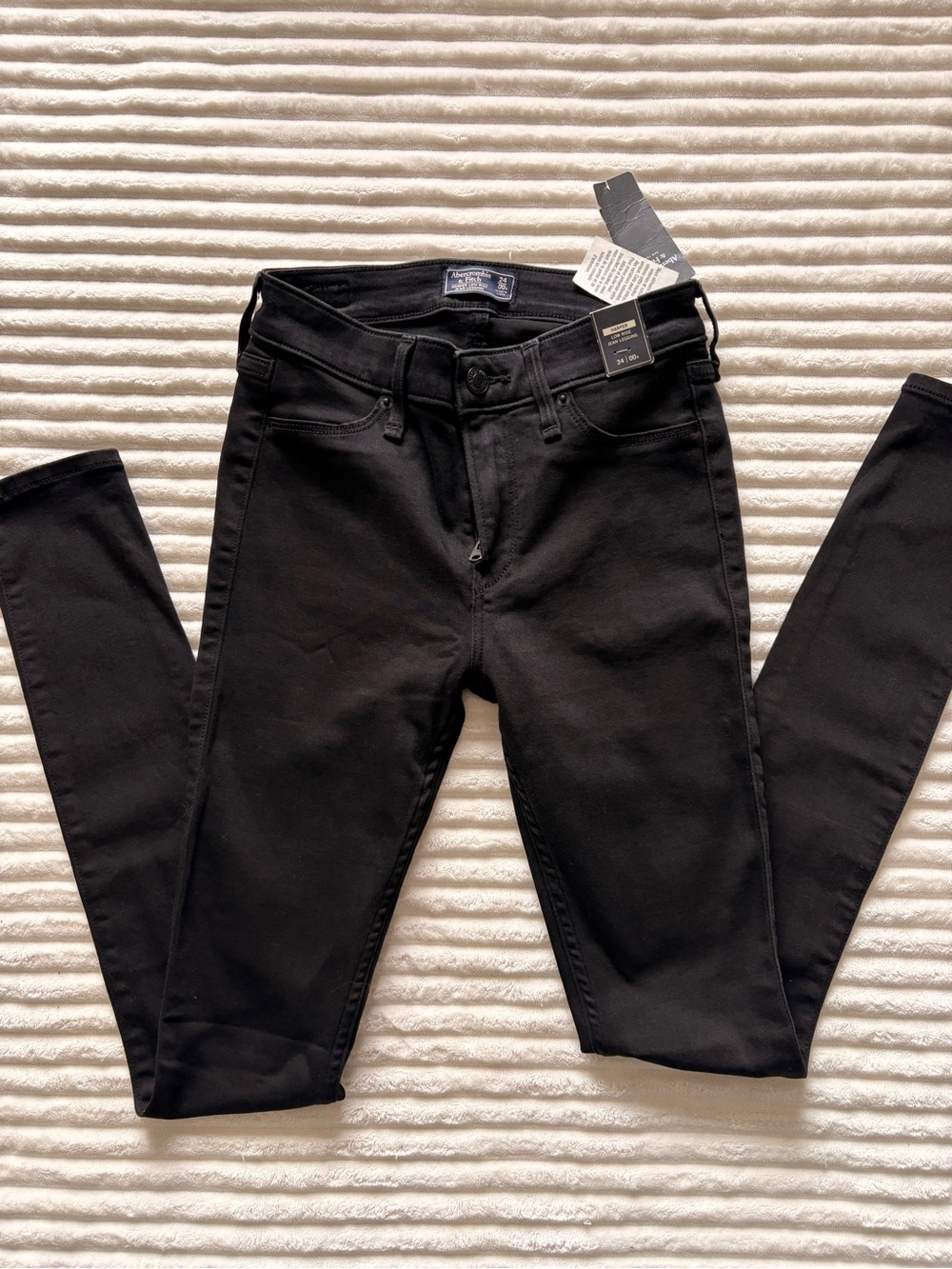 Abercrombie & fitch NWT 00 Black Women's Mid-Rise Skinny Jeans